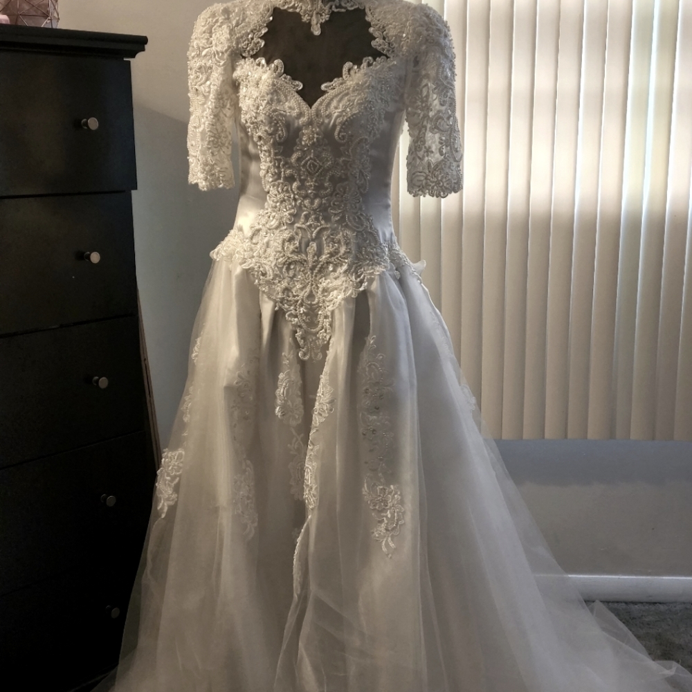 90s wedding dress. Brand: Santa Monica